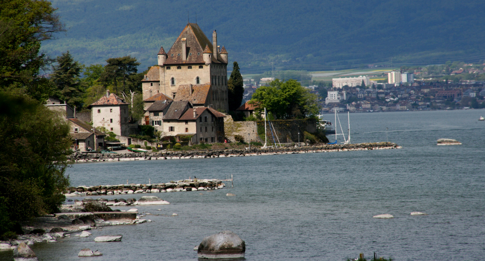 Yvoire from Rovorée